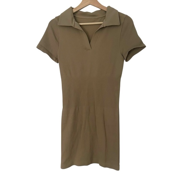 OQQ Dresses & Skirts - OQQ Women's Tan Collared Ribbed Mini Dress - Size L NWOT